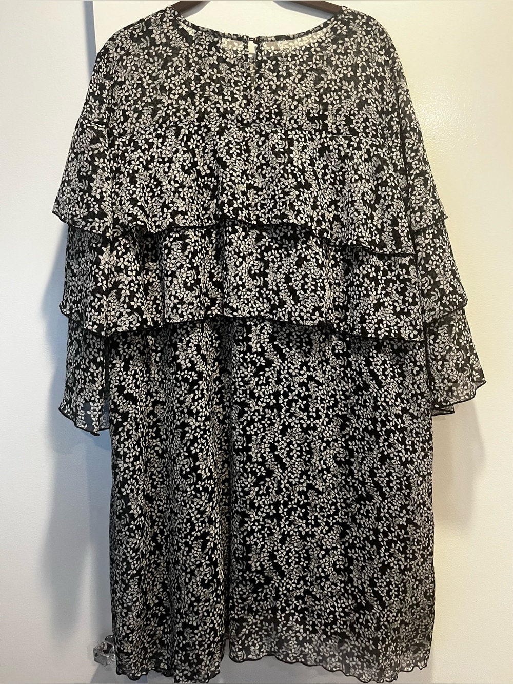 Who What Wear Black Dress with White Floral Print XXL